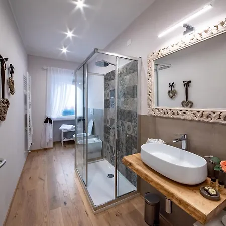 Residenza Vicolo Bovi Apartamento *